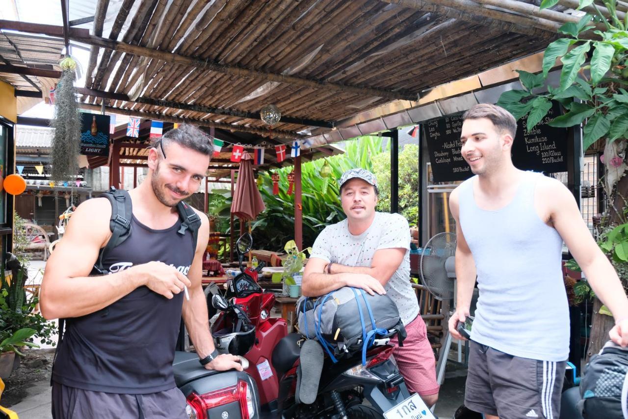 Cody Guesthouse Chiang Mai Dış mekan fotoğraf